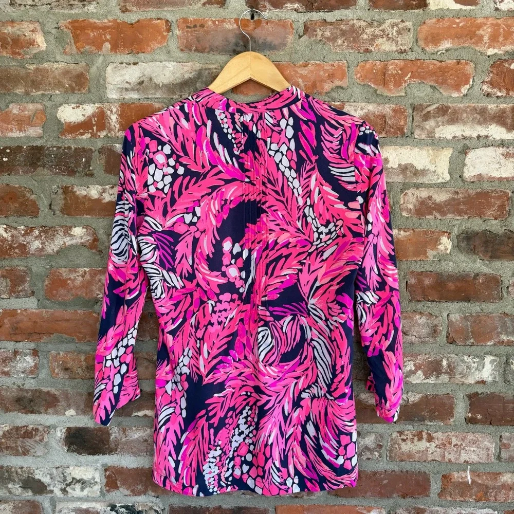 Lilly Pulitzer Sarasota Tunic Top Bright Pink Navy Jungle Print XS - Picture 5 of 7
